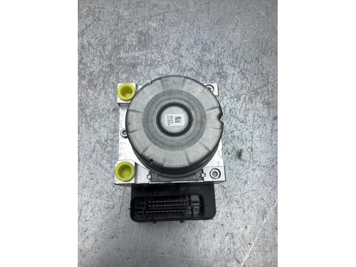 Begagnade ABS-pump Mini Mini (F55) 1.5 12V Cooper Pris € 350,00 Marginaltabell erbjuds av Gebr Opdam B.V.