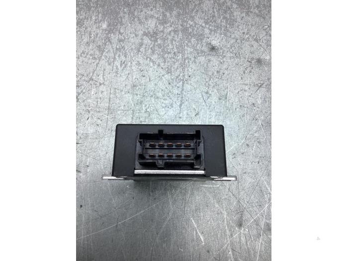 Usados Módulo combustible ADM Mini Mini (F55) 1.5 12V Cooper Precio € 75,00 Norma de margen ofrecido por Gebr Opdam B.V.