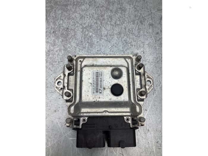 Used Injection computer Suzuki Swift (ZA/ZC/ZD) 1.2 16V Price € 75,00 Margin scheme offered by Gebr Opdam B.V.