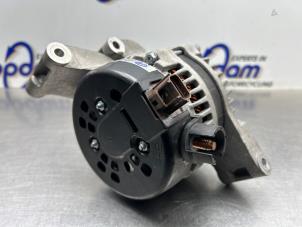 Dynamo van een Ford C-Max (DM2) 1.8 16V 2010