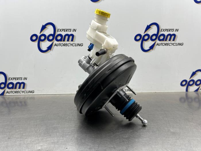 Usagé Servo frein Fiat 500 (312) 1.0 Hybrid Prix € 125,00 Règlement à la marge proposé par Gebr Opdam B.V.