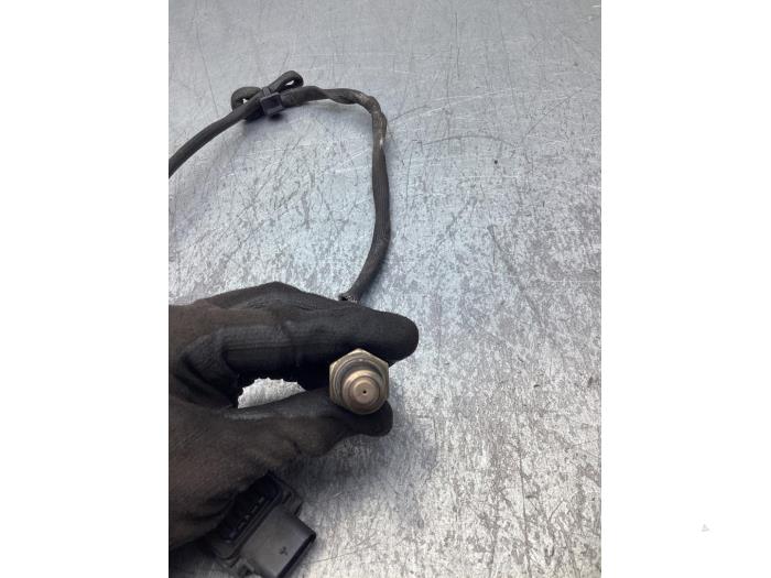 Nox Sensor van een BMW X5 (G05) xDrive 30d 3.0 24V 2020