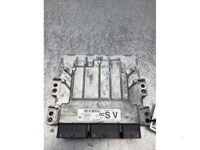 Used Engine management computer Renault Megane IV Estate (RFBK) 1.3 TCE 140 16V Price € 200,00 Margin scheme offered by Gebr Opdam B.V.