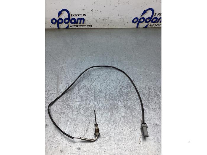 Usagé Sensor température d’échappement Opel Astra K 1.0 Turbo 12V Prix € 50,00 Règlement à la marge proposé par Gebr Opdam B.V.