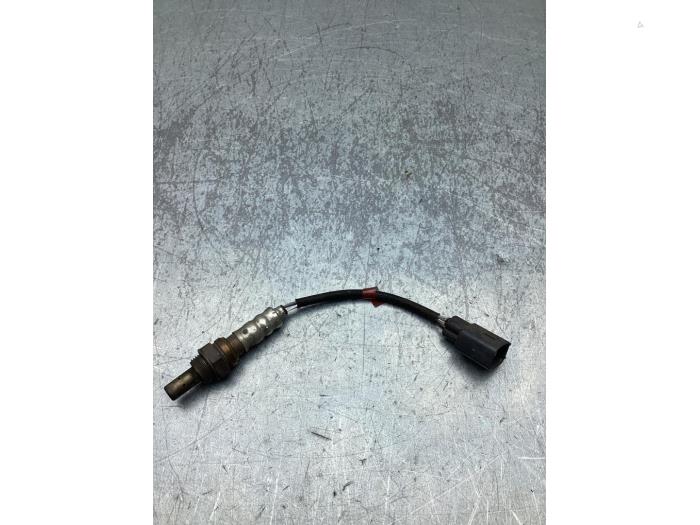 Gebrauchte Lambdasonde Toyota Yaris III (P13) 1.33 16V Dual VVT-I Preis € 20,00 Margenregelung angeboten von Gebr Opdam B.V.