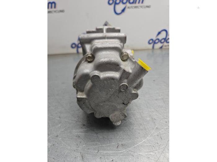 Klimapumpe van een Toyota Yaris IV (P21/PA1/PH1) 1.5 12V Hybrid 115 2024