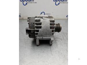Dynamo from a Seat Ateca (5FPX) 2.0 TDI 16V 2019