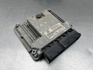 Engine management computer from a Volkswagen Golf V (1K1) 1.6 FSI 16V 2004