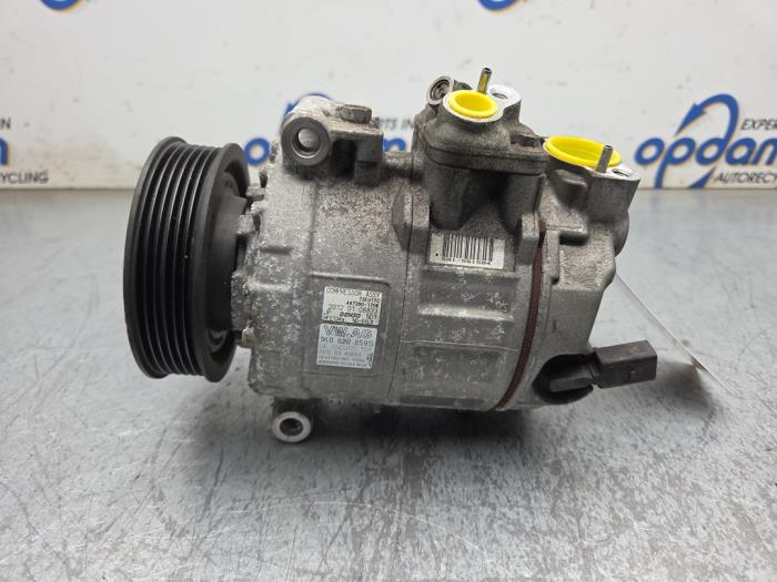 Usagé Compresseur de clim Skoda Superb Combi (3TAC/TAF) 1.4 TSI 16V Prix € 75,00 Règlement à la marge proposé par Gebr Opdam B.V.