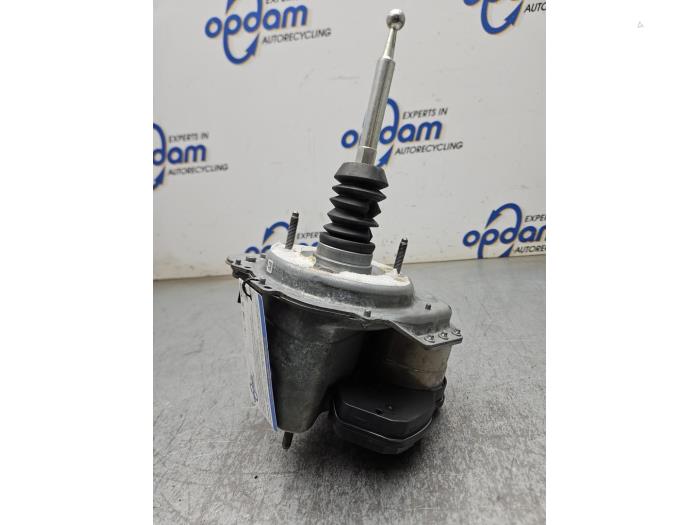 Usados Servofreno Skoda Octavia Combi (NXAC) 1.0 TSI e-TEC 12V Precio € 300,00 Norma de margen ofrecido por Gebr Opdam B.V.