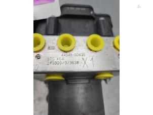 ABS Pumpe van een Toyota Yaris IV (P21/PA1/PH1) 1.5 12V Hybrid 115 2024