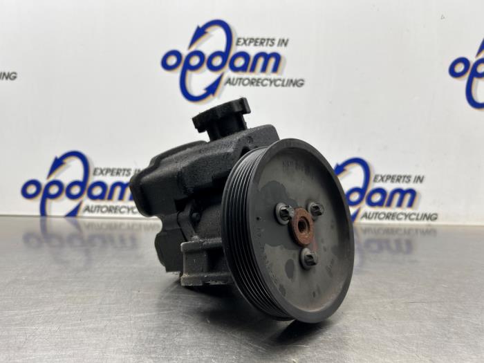 Gebrauchte Lenkkraftverstärker Pumpe Mercedes Sprinter 3t (906.61) 211 CDI 16V Preis € 121,00 Mit Mehrwertsteuer angeboten von Gebr Opdam B.V.