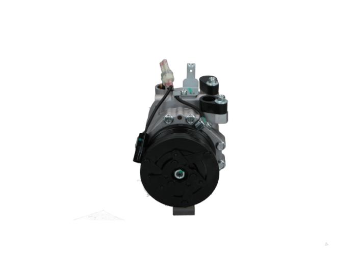 Neuf Compresseur de clim Mitsubishi Colt Prix € 241,94 Prix TTC proposé par Gebr Opdam B.V.