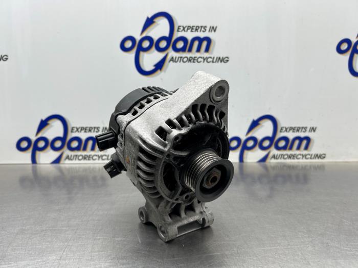 Begagnade Dynamo Ford Focus 1 1.6 16V Pris € 60,00 Marginaltabell erbjuds av Gebr Opdam B.V.