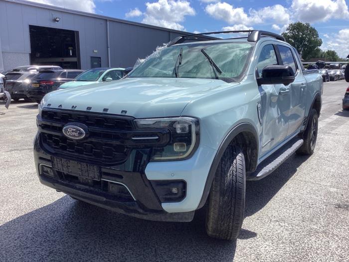 Gebrauchte Getriebe Ford Ranger 2.3 EcoBoost 16V PHEV 4x4 Preis auf Anfrage angeboten von Gebr Opdam B.V.