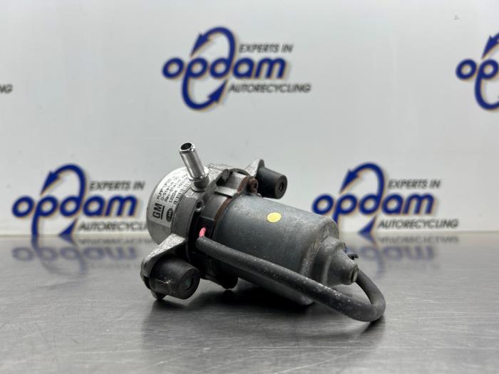Gebrauchte Vakuumpumpe (Benzin) Opel Meriva (B) 1.4 Turbo 16V Ecotec Preis € 75,00 Margenregelung angeboten von Gebr Opdam B.V.