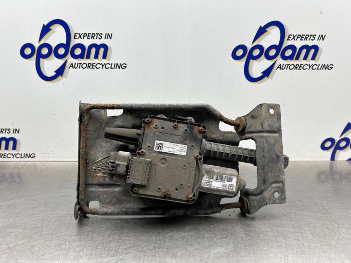 Używane Silnik hamulca postojowego Opel Meriva (B) 1.4 Turbo 16V Ecotec Cena € 100,00 Procedura marży oferowane przez Gebr Opdam B.V.