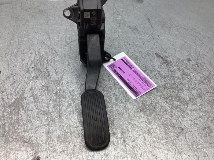 Begagnade Gaspedalsensor Toyota Yaris IV (P21/PA1/PH1) 1.5 12V Hybrid 115 Pris € 45,00 Marginaltabell erbjuds av Gebr Opdam B.V.