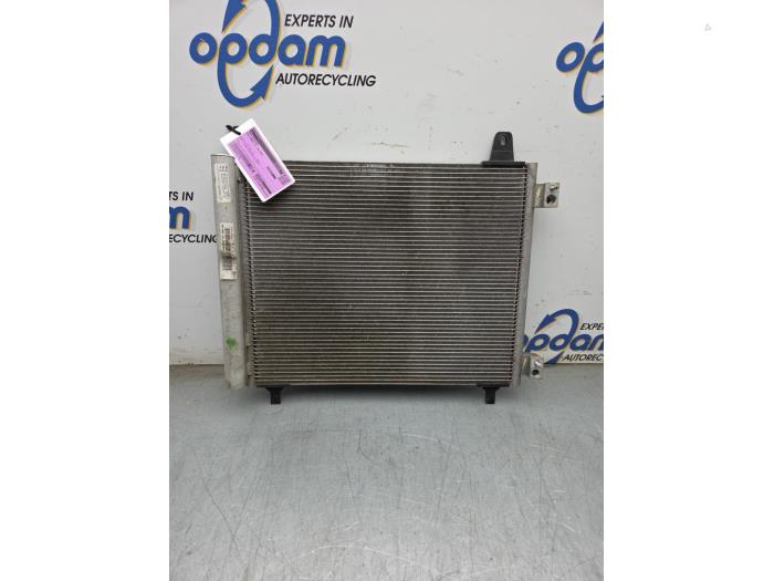Usagé Radiateur clim Opel Corsa F (UB/UH/UP) 1.2 12V 75 Prix € 100,00 Règlement à la marge proposé par Gebr Opdam B.V.