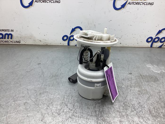 Gebrauchte Benzinpumpe Renault Clio V (RJAB) 1.0 TCe 100 12V Preis € 75,00 Margenregelung angeboten von Gebr Opdam B.V.