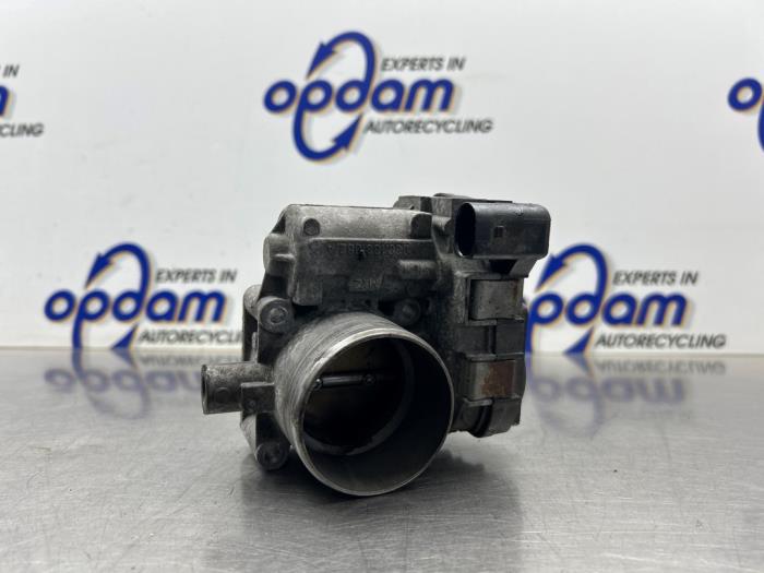 Usagé Boitier papillon Volkswagen Golf V (1K1) 1.6 FSI 16V Prix € 70,00 Règlement à la marge proposé par Gebr Opdam B.V.