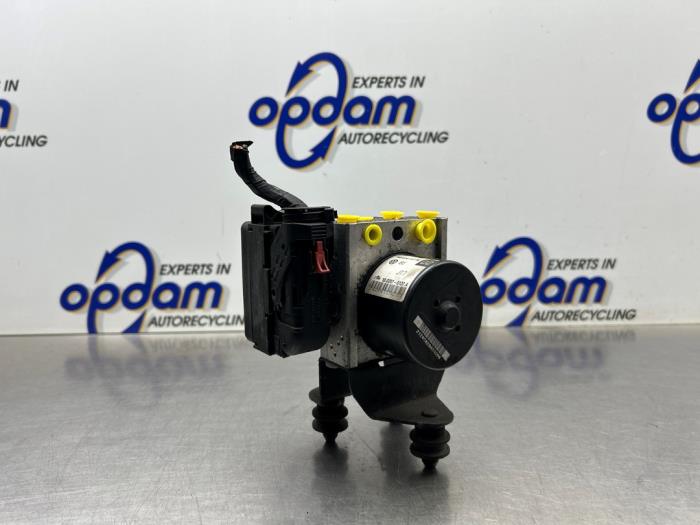 Begagnade ABS-pump Seat Leon (1P1) 1.4 TSI 16V Pris € 125,00 Marginaltabell erbjuds av Gebr Opdam B.V.