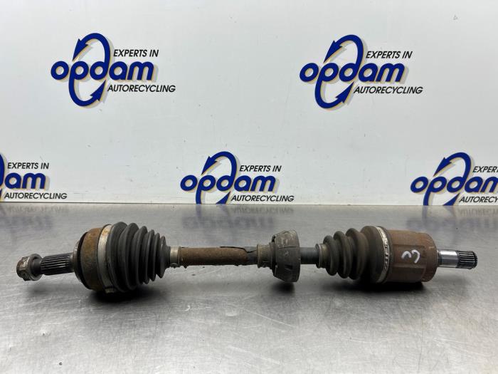 Usagé Arbre de transmission avant gauche Honda Civic (FA/FD) 1.3 Hybrid Prix € 100,00 Règlement à la marge proposé par Gebr Opdam B.V.