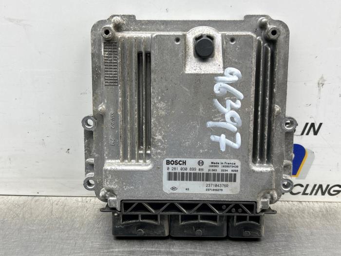 Used Engine management computer Renault Kangoo Express (FW) 1.5 dCi 75 FAP Price € 150,00 Margin scheme offered by Gebr Opdam B.V.