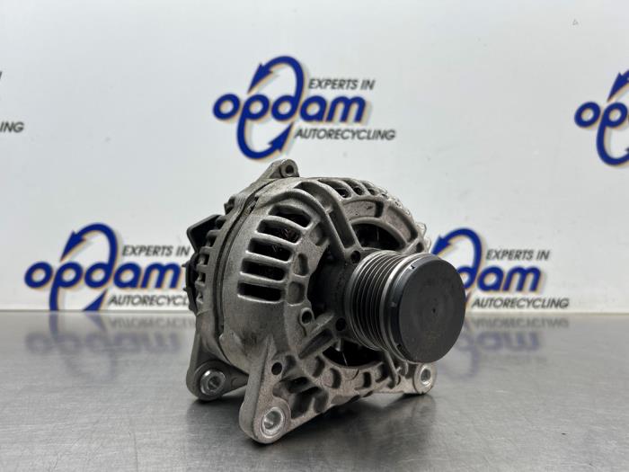 Gebrauchte Dynamo Renault Kangoo Express (FW) 1.5 dCi 75 FAP Preis € 75,00 Margenregelung angeboten von Gebr Opdam B.V.