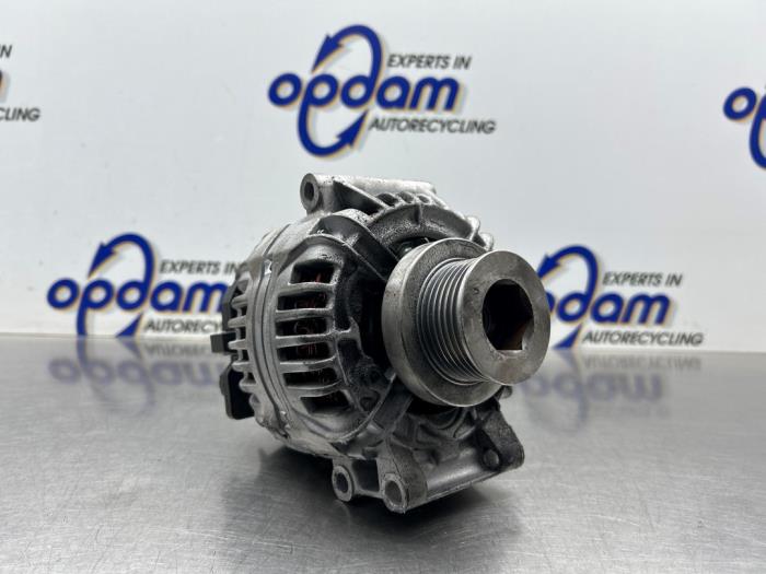 Gebrauchte Dynamo Renault Kangoo (KC) 1.6 16V Preis € 70,00 Margenregelung angeboten von Gebr Opdam B.V.
