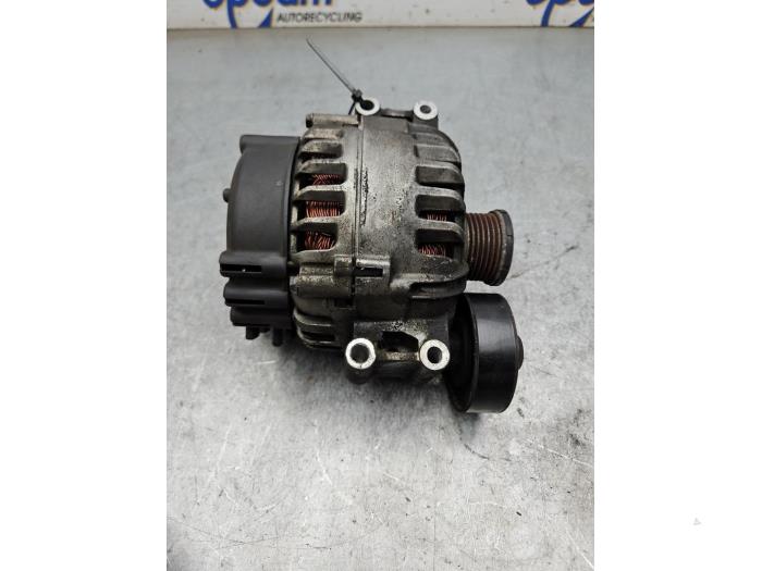 Usagé Dynamo BMW 5 serie (E60) 525i 24V Prix € 50,00 Règlement à la marge proposé par Gebr Opdam B.V.