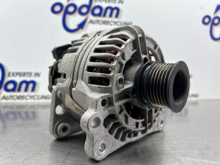Dynamo van een Seat Ibiza III (6L1) 1.4 16V 75 2005