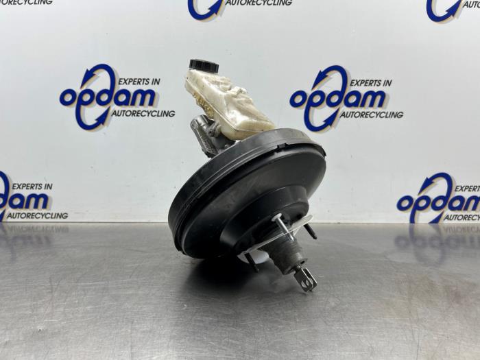 Usagé Servo frein Volvo V40 (MV) 1.6 D2 Prix € 125,00 Règlement à la marge proposé par Gebr Opdam B.V.