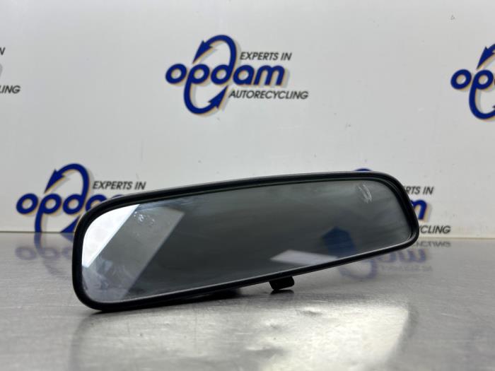 Używane Lusterko wewnetrzne Kia Picanto (TA) 1.0 12V Cena € 25,00 Procedura marży oferowane przez Gebr Opdam B.V.