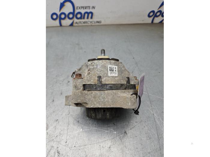 Gebrauchte Motorlager BMW 2 serie (F23) 218i 1.5 TwinPower Turbo 12V Preis € 30,00 Margenregelung angeboten von Gebr Opdam B.V.
