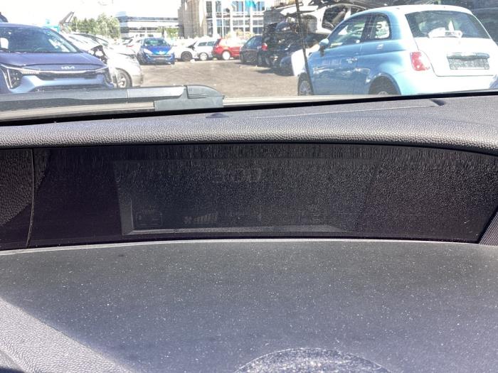 Begagnade Innerdisplay Honda Civic (FK/FN) 1.8i Type S VTEC 16V Pris på förfrågan erbjuds av Gebr Opdam B.V.