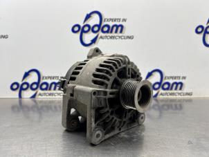 Dynamo från en Renault Scénic II (JM) 2.0 16V 2008