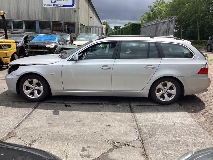 Używane Próg lewy BMW 5 serie Touring (E61) 523i 24V Cena na żądanie oferowane przez Gebr Opdam B.V.