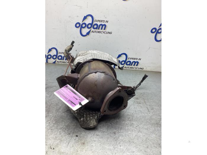 Usagé Catalyseur Opel Antara 2.2 CDTI 16V 4x4 Prix € 450,00 Règlement à la marge proposé par Gebr Opdam B.V.