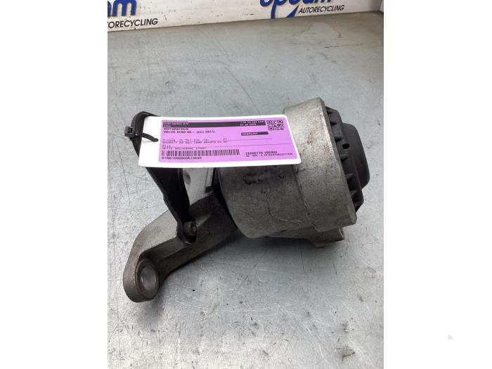 Gebrauchte Motorlager Volvo XC60 I (DZ) 2.0 T5 16V Preis € 30,00 Margenregelung angeboten von Gebr Opdam B.V.