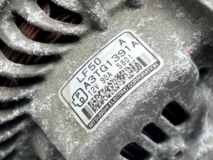 Dynamo from a Mazda 5 (CR19) 2.0i 16V 2006