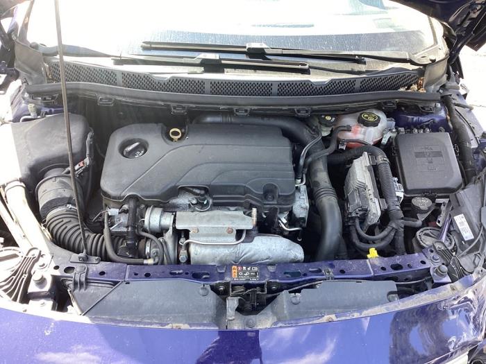 Begagnade Luftfilterhus Opel Astra K 1.4 Turbo 16V Pris på förfrågan erbjuds av Gebr Opdam B.V.