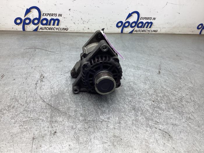 Begagnade Dynamo Opel Astra J (PC6/PD6/PE6/PF6) 1.4 Turbo 16V Pris € 50,00 Marginaltabell erbjuds av Gebr Opdam B.V.
