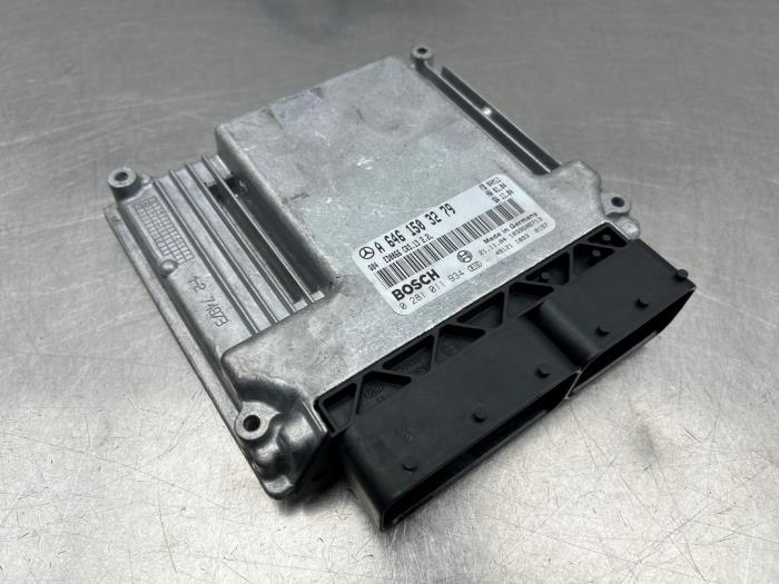 Engine management computer from a Mercedes-Benz C Combi (S203) 2.2 C-200 CDI 16V 2005