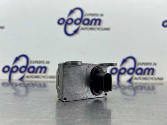 Begagnade Esp Duo-sensor Mercedes C Combi (S203) 2.2 C-200 CDI 16V Pris € 50,00 Marginaltabell erbjuds av Gebr Opdam B.V.