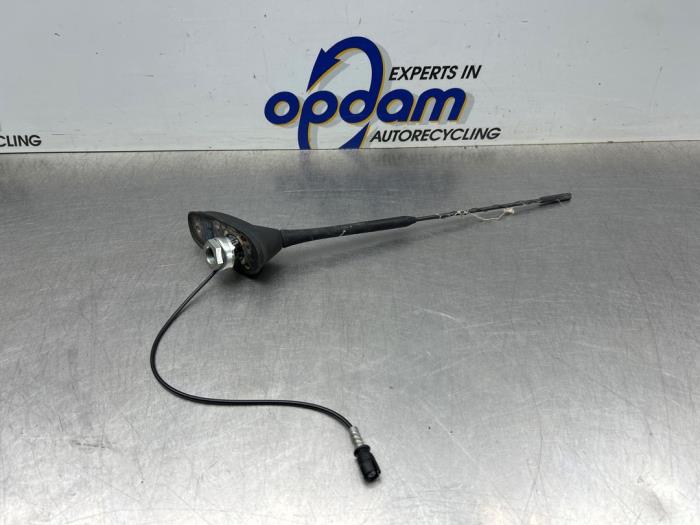 Używane Antena Citroen C3 (SC) 1.4 16V VTi Cena € 25,00 Procedura marży oferowane przez Gebr Opdam B.V.