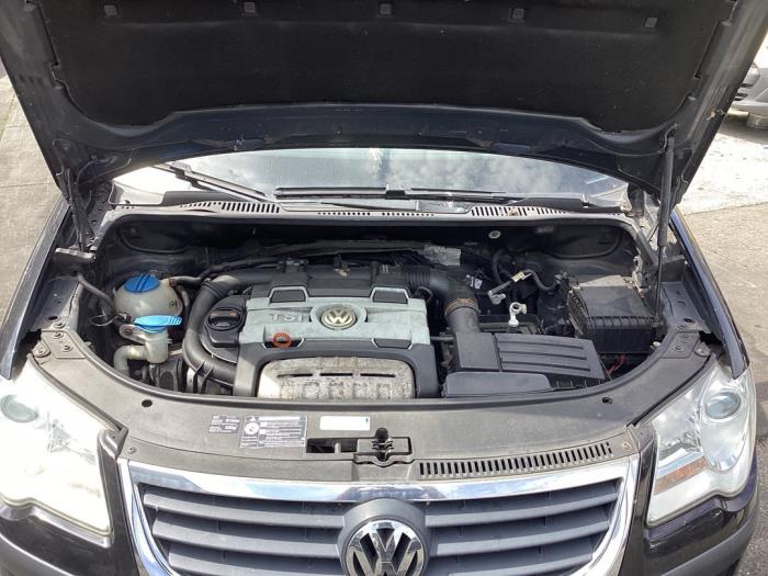 Begagnade Luftfilterhus Volkswagen Touran (1T1/T2) 1.4 16V TSI 140 Pris på förfrågan erbjuds av Gebr Opdam B.V.