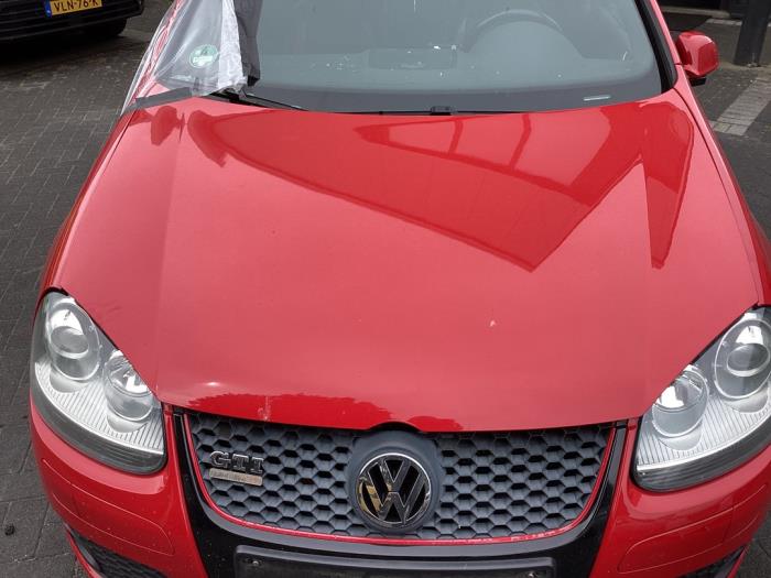 Używane Maska Volkswagen Golf V (1K1) 2.0 GTI 16V FSI Turbo Cena € 200,00 Procedura marży oferowane przez Gebr Opdam B.V.