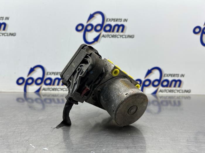 Begagnade ABS-pump Kia Picanto (TA) 1.0 12V Pris € 125,00 Marginaltabell erbjuds av Gebr Opdam B.V.