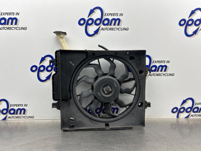 Używane Wentylator Kia Picanto (TA) 1.0 12V Cena € 100,00 Procedura marży oferowane przez Gebr Opdam B.V.